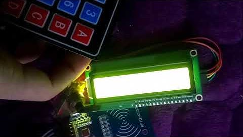 test khóa cửa sử dụng RFID và  Bàn phim ma trận