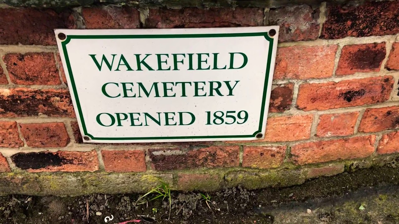 Short walk round cemetery in Wakefield YouTube