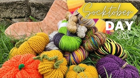 Socktober 2023.Day 31. CSM Full Sock with Tuck Stitches. Circular Sock Knitting Machine.