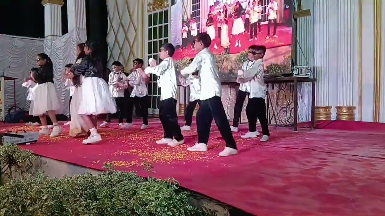 Angel English Medium School Wadivarhe ✨Annual Gathering 2025-26🎉     Grade -5th Dance performance 🎉