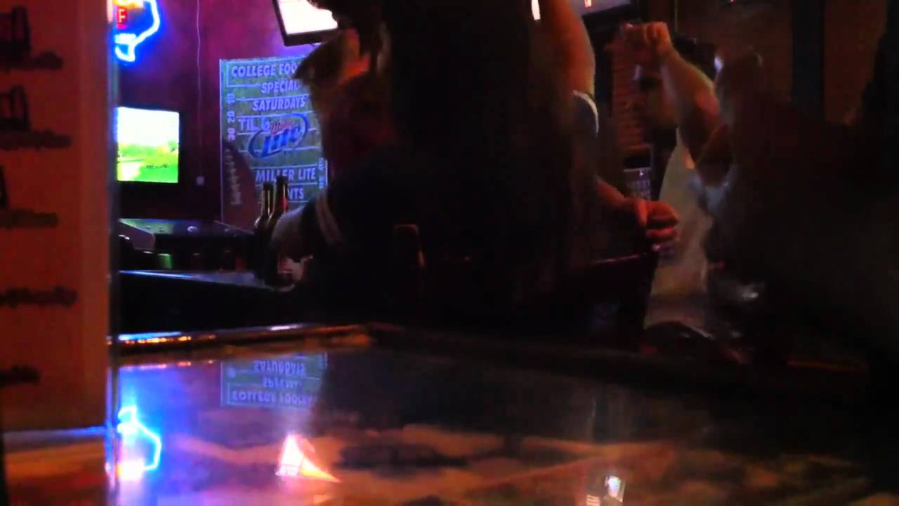 Chick Gives Lap Dance Youtube