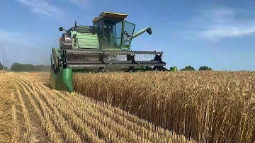 2025 Wheat Harvest With The John Deere 4400!
