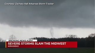 Severe storms slam the Midwest