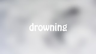 Chris Young - Drowning (8D AUDIO 🎵)