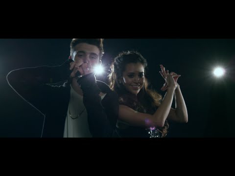 Left Swipe Dat (Cover) - Megan Nicole feat. Chris Collins