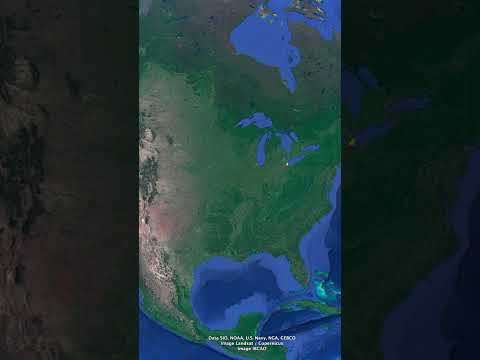 Record-breaking roller coaster stops midair, forcing riders to terrifyingly walk down 200 ft #shorts