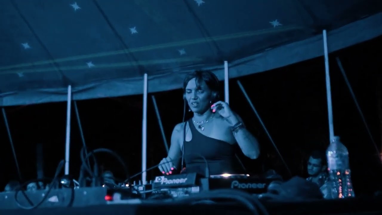 DJ Anny B - UNIVERSO PARALELLO 2022/2023 - Progressive House / Techno / Indie Dance