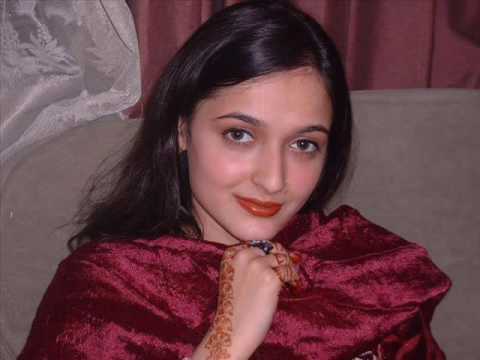 Pashto Girl Married Cute Phone Call