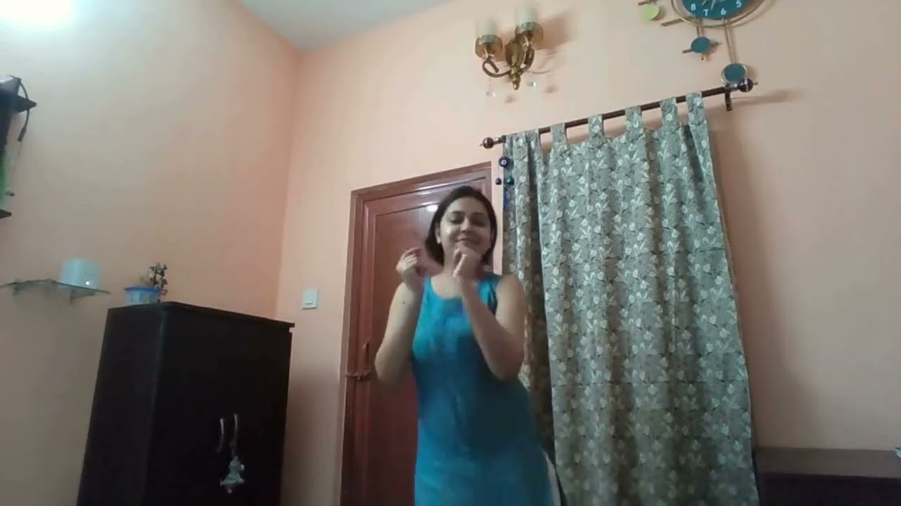 Dhichkyaaon Doom Doom  | Bollywood Dance Cover 