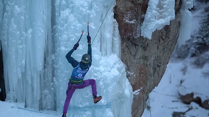 Wesley Fowler at Qualifying Day 1 for UIAA Ice Cli...