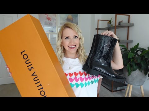 Louis Vuitton Drop Half Flat Boots  Louis Vuitton Rain Boots Review 