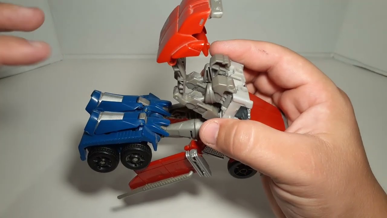 How to Transform 2010 Transformers Prime Optimus Prime
