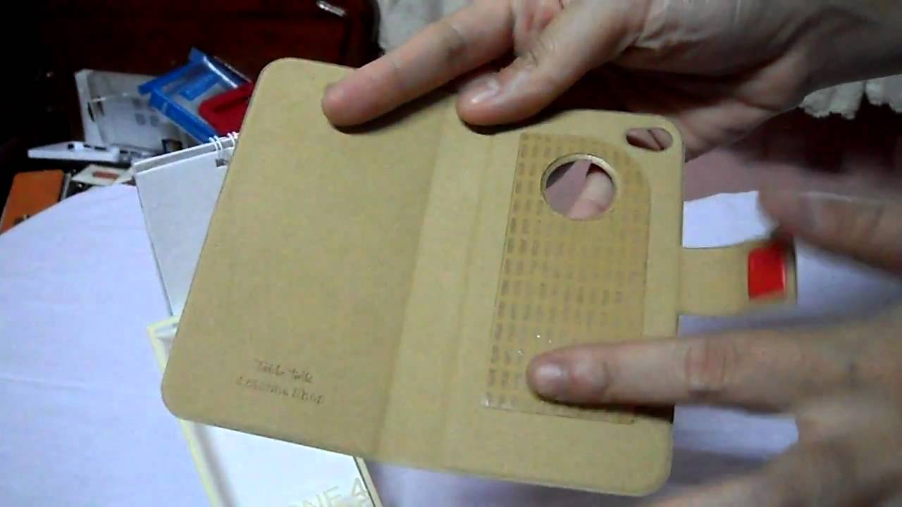 Review by MoreThanPhone : R.Table Talk iPhone Flip Case [iPhone 4]