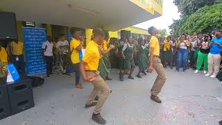 St Jago High QUIZ Victory Dance competition ROUND 1 - * FOOT*...WHO WIN?