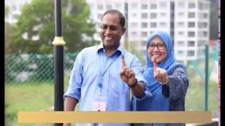 Datuk Seri Dr. Zambry Abd Kadir keluar mengundi Datuk Seri Dr. Zambry Abd Kadir keluar mengundi