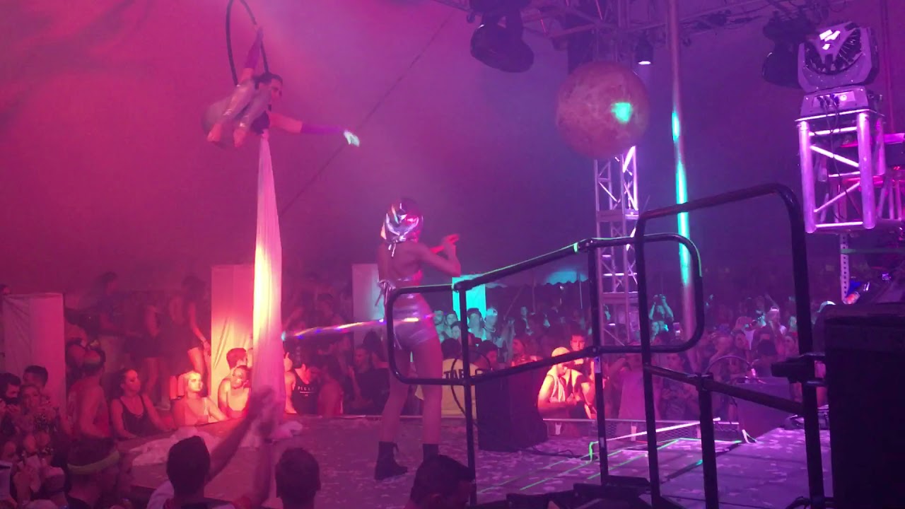 Hooping on stage