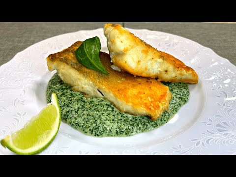 Вкуснейший жареный судак на сковороде с соусом из шпината. Простой, быстрый рецепт обеда, ужина.