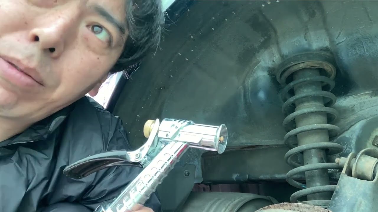 ホンダの名車シビックフェリオ　トランクの水漏れを修理できるのか