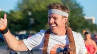 'Fixer Upper' Chip Gaines shares a video being hit in the face by a dodgeball