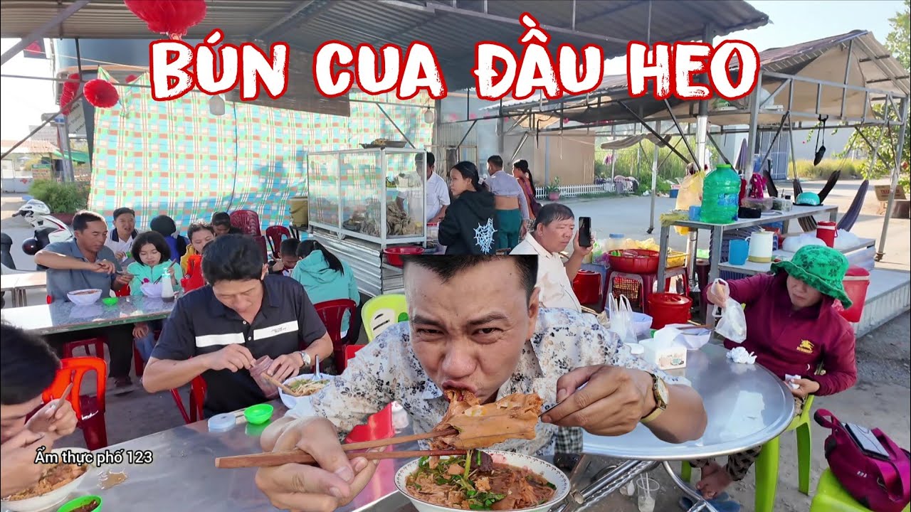 Bún cua đầu heo món nào cũng 20k dành cho người lao động 