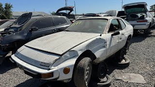 1977 Porsche 924 at Junkyard