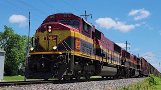 Duo of KCS SD70MACs leading all manifest MVNKC 6/17/22