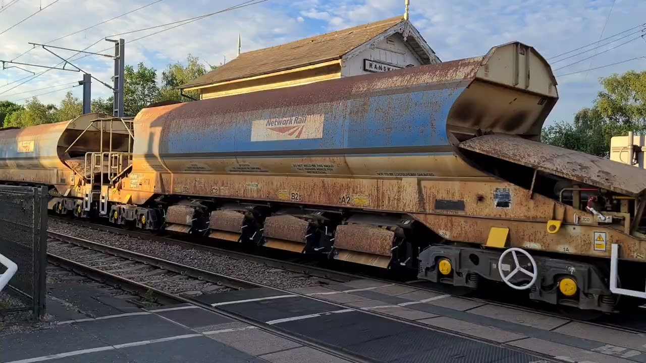 66516 slows for Ranskill Loop on 15/6/21