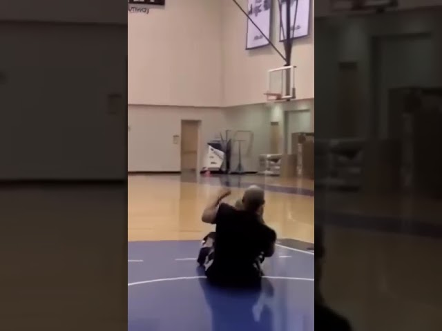 VINCE CARTER MADE THE SHOT OF THE CENTURY?!