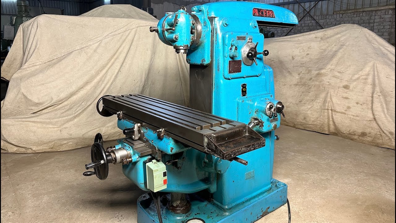 Universal Milling Machine - Alcera France - 1100 mm x 265 mm - YouTube