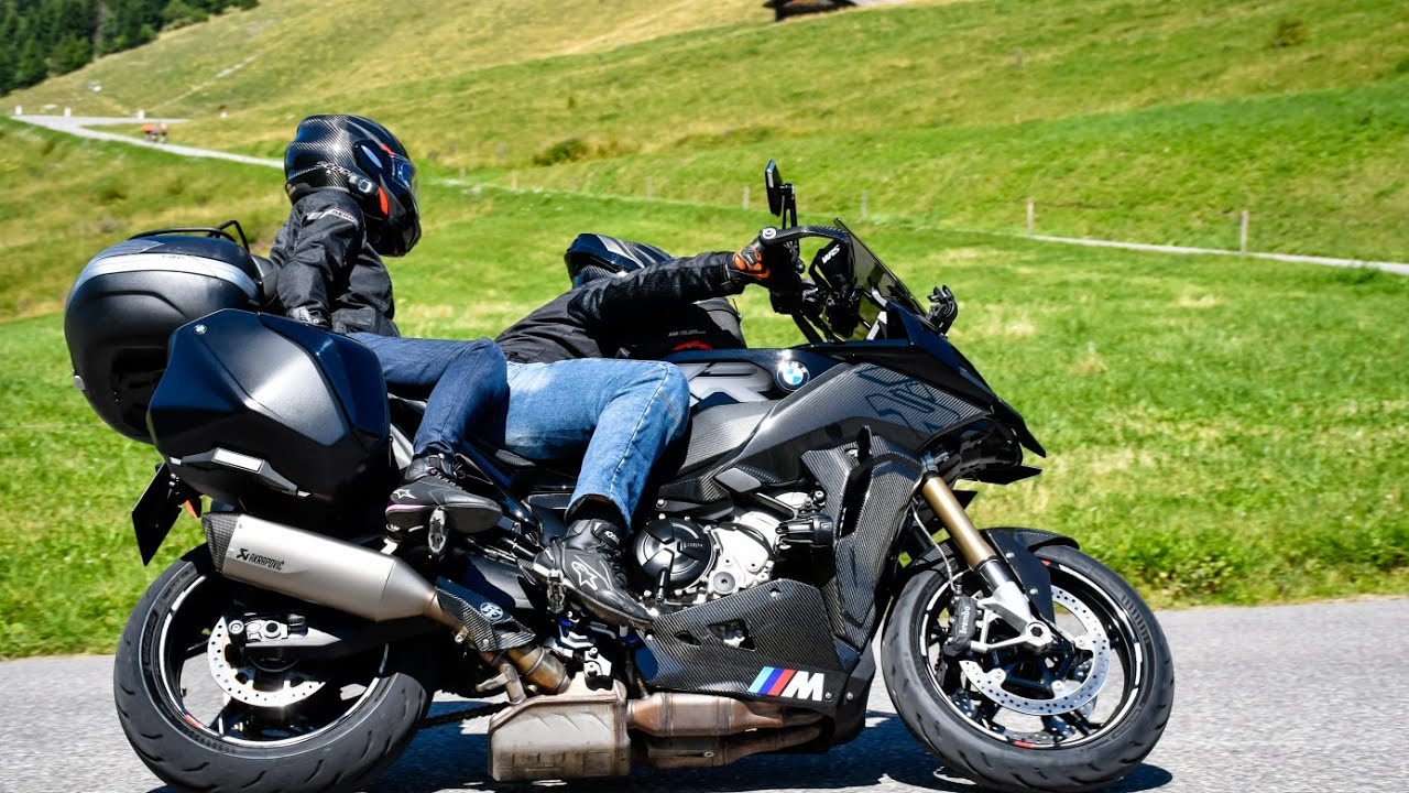 S1000XR en duo...Cormet de Roselend à Bourg-st Maurice Août 2025