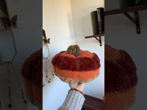 #crochet a fluffy #pumpkin with me!✨🍁#amigurumi #crochettutorial #crochetaccessories #crocheting (video tutorial)