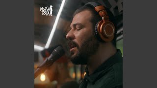 Video-Miniaturansicht von „Nossa Toca - Sugestão (Bus Live Session)“