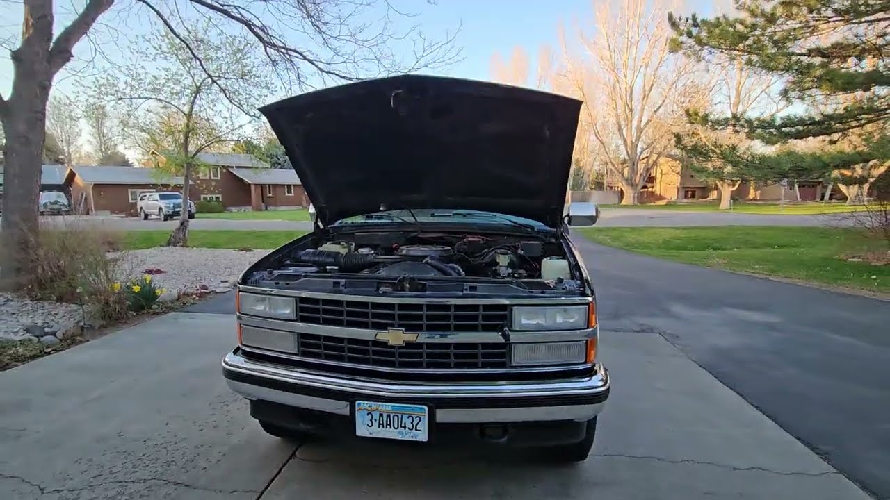 1993 Chevrolet Silverado K1500 extended cab z71 4x4 pickup truck.