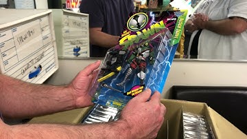 Huge Spawn unboxing video!