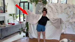 Stay Warm with This Cozy Heated Throw