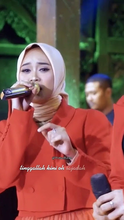 Status WA  Sajadah Merah