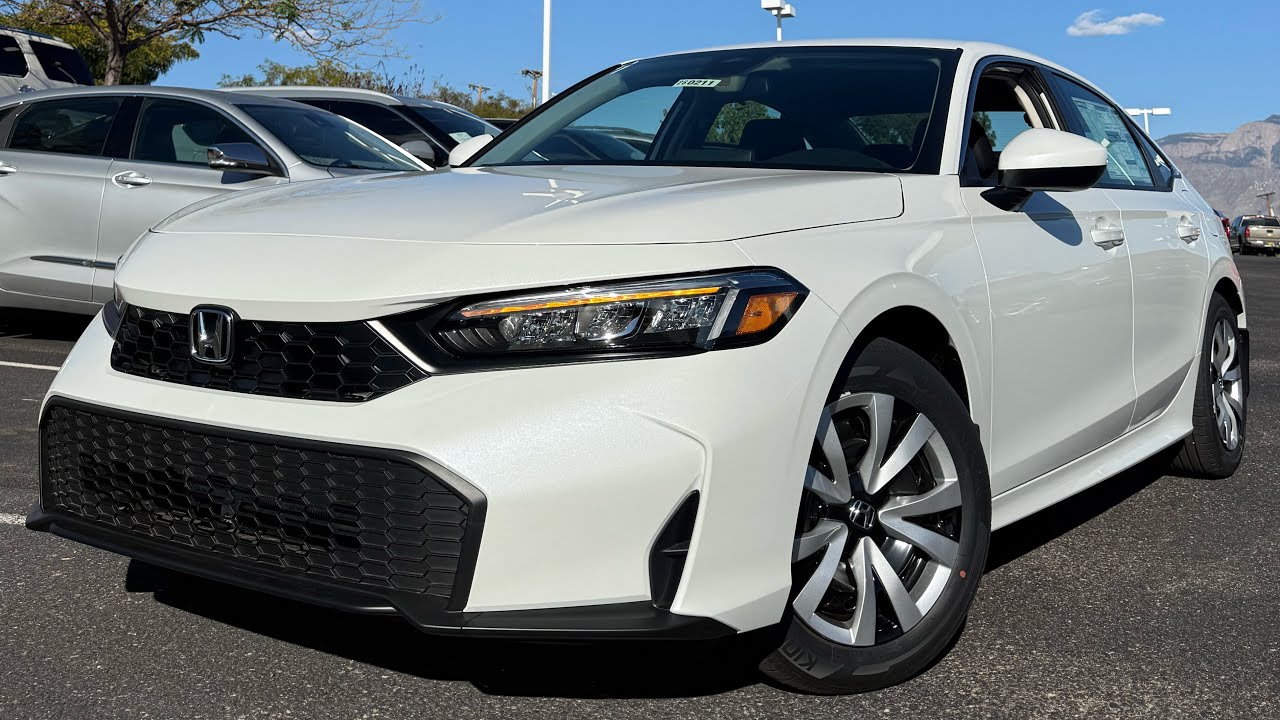 Honda Civic Lx 2026 года — базовая модель — цвет «Платиновый белый жемчуг» — обзор