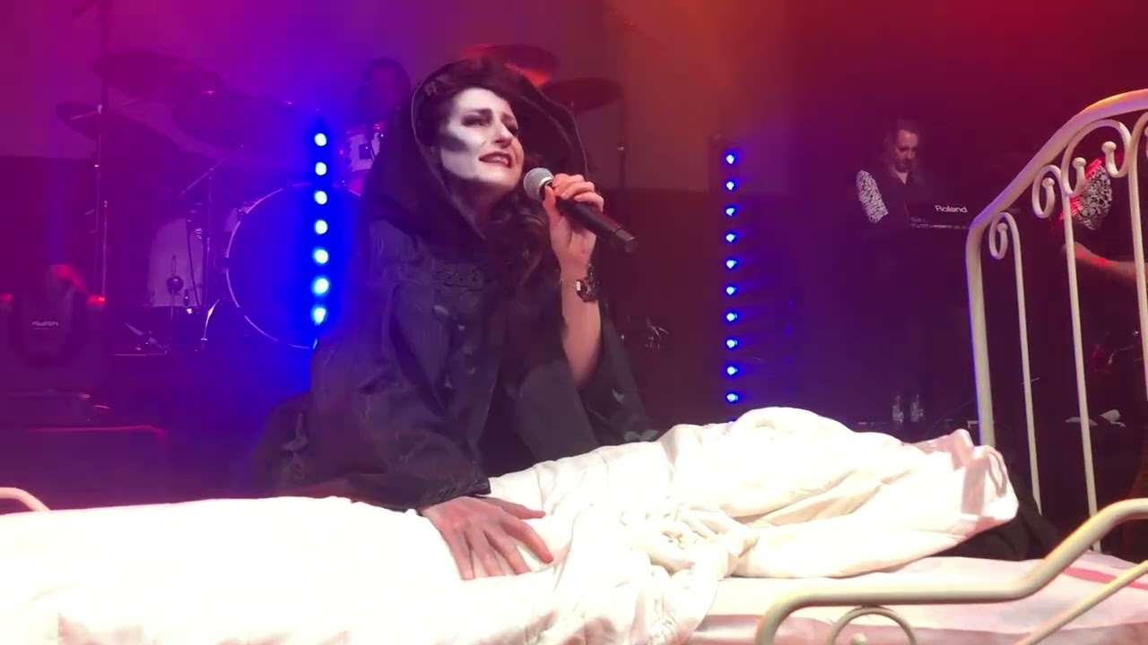 Magoria LIVE  concert opening Hollingsworth Manson.