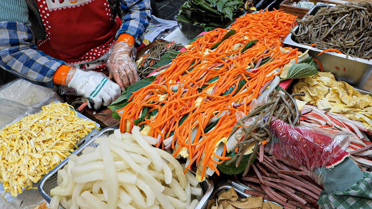 Мы продаем 2000 кимбапов в день! Вкусный традиционный рыночный бабушкин кимбап