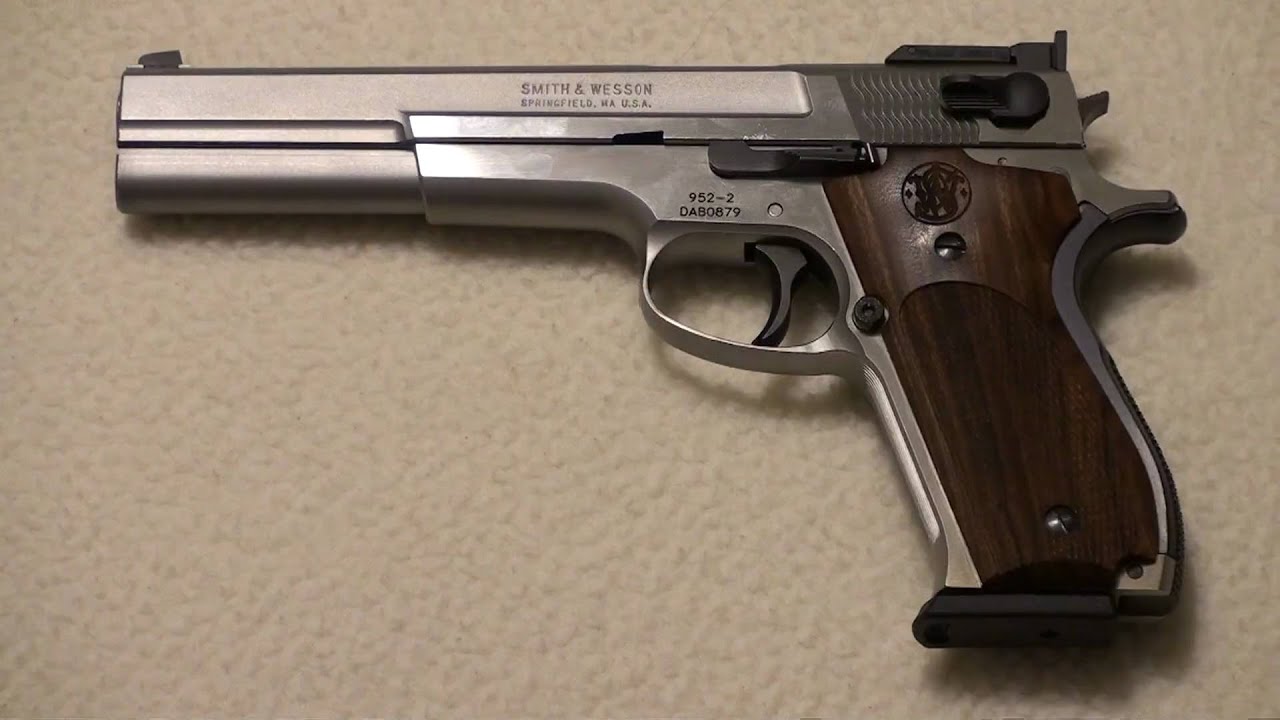 & Wesson 952 Long Slide Performance Center 9mm Review - YouTube