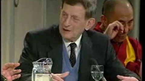 David Bohm speaks about Wholeness and Fragmentatio...