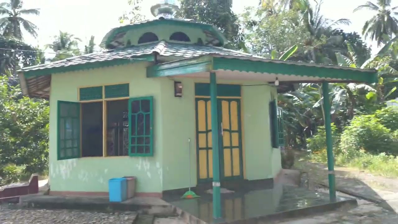 MAKAM DATU ABBAS DAN DATU H.M. SAID