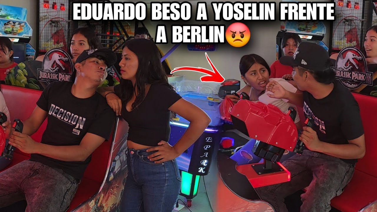 EDUARDO Se Comi0 A BES0S A YOSELIN FRENTE A BERLIN💔Ella Empvtada La 4garr0 A G0lp3s😱
