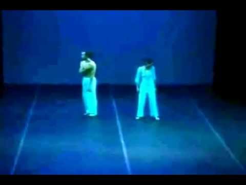 Carolina Rivera & Guillermo Gonzalez's "Desde la Orilla" in Chile (Dance)