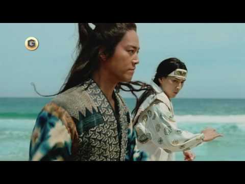 KDDI au CM 三太郎 桃太郎 「ビーチフラッグ」篇