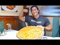 PIZZA EATING FOOD CHALLENGE!