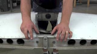 Inspection of Cessna 172 horizontal stabilizer spar