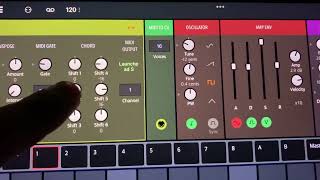 Novation launchpad S lights effect controlled via MIDI by a Drambo patch , amazing!
