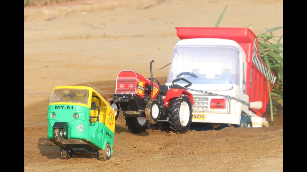 Dumper Stuck in Dump Rescue AutoRiskhaw And Eischer Tractor | Truck | Tractor AutoRiskshaw |BeboToys