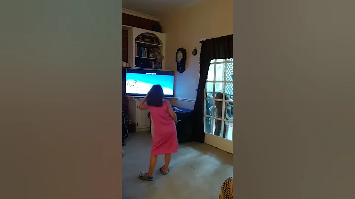 Roar video Maddie dancing